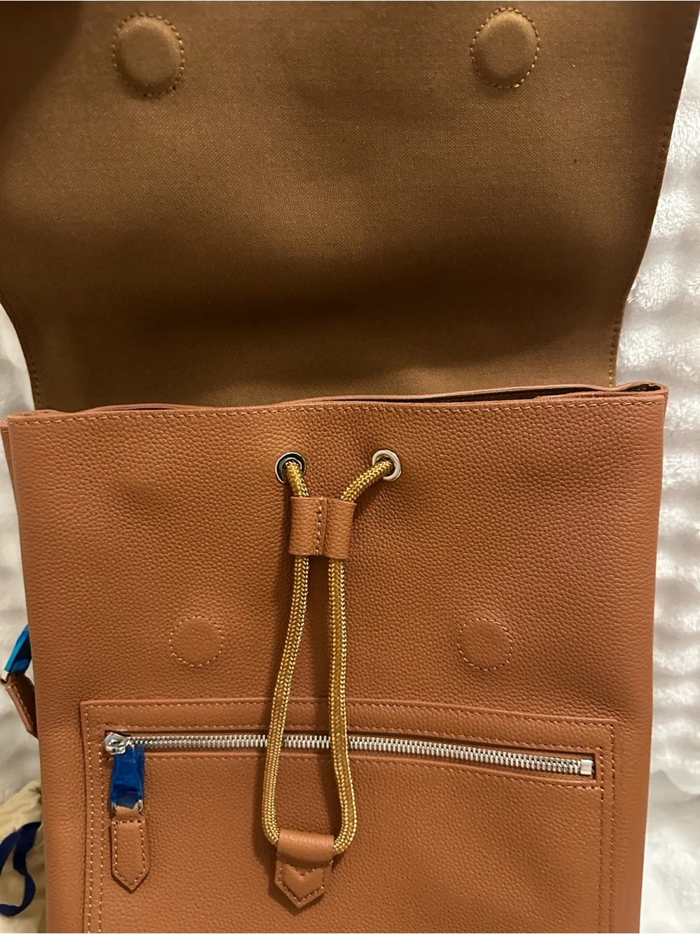 Men's unisex Tan Leather Backpack - Classic Carry